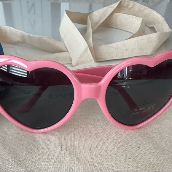NEW Mamma Mia The Party/Musiscal Swag Bag-London - Picture 4 of 9
